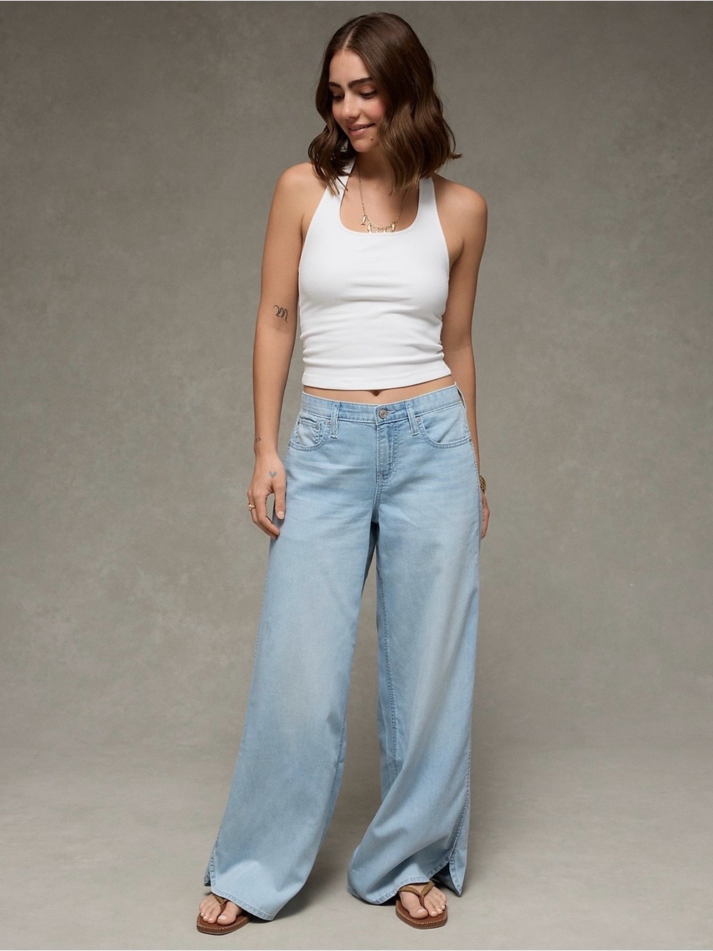 AE Low-Rise Beachy
Baggy Jean  XS REGULAR